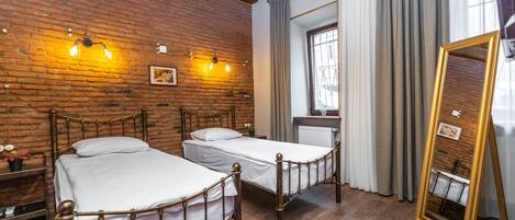 4 habitaciones y caja de seguridad en la habitación