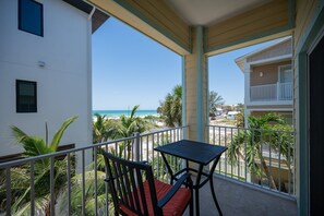House, 3 Bedrooms | Property grounds
