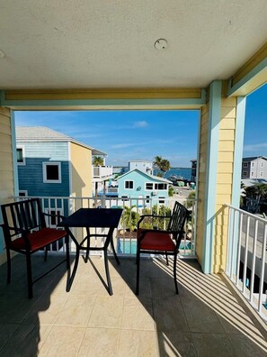 House, 3 Bedrooms | Outdoor dining