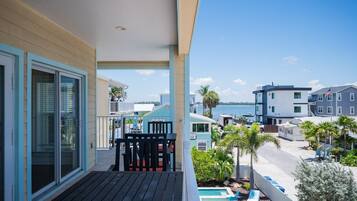 House, 3 Bedrooms | Terrace/patio