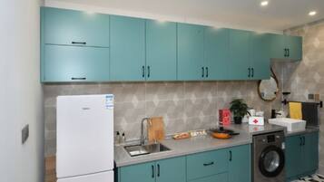 Design-Apartment, 2 Schlafzimmer | Eigene Küche | Kühlschrank, Herdplatte, Wasserkocher, Reiskocher