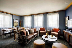 TV a schermo piatto 50 pollici con canali via cavo, TV