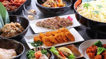 Daily buffet breakfast for a fee