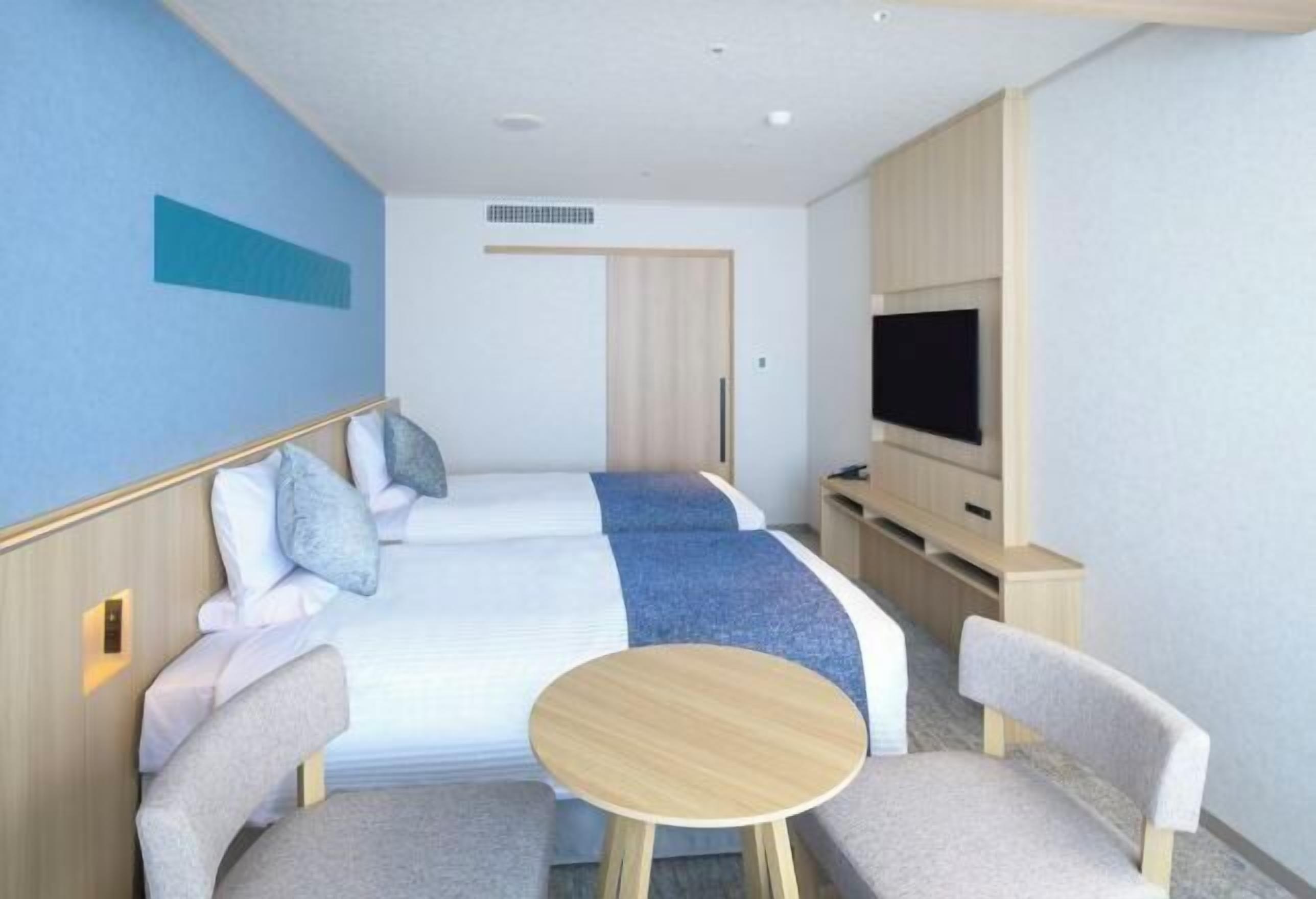 Premium bedding, in-room safe, desk, free WiFi