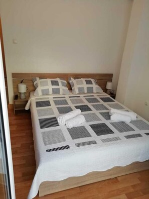 Apartment, 1 Bedroom | 1 bedroom, free WiFi, bed sheets