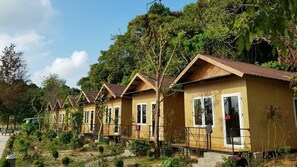 Exterior - Thuy Hoang Resort (Co To)