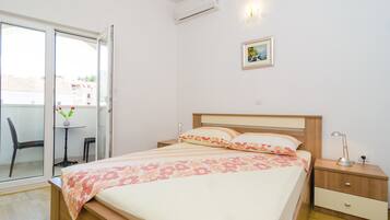 1 habitación, internet y ropa de cama