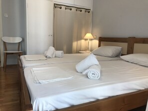 Apartment, 1 Bedroom | 1 bedroom, iron/ironing board, travel crib, bed sheets