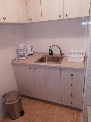 Apartment, 1 Schlafzimmer | 1 Schlafzimmer, Bügeleisen/Bügelbrett, Reisekinderbett, Bettwäsche