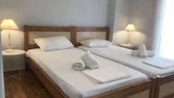 Apartment, 1 Bedroom | 1 bedroom, iron/ironing board, travel crib, bed sheets