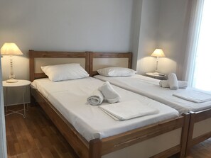 Appartement, 1 chambre | 1 chambre, fer et planche à repasser, lit parapluie, draps fournis