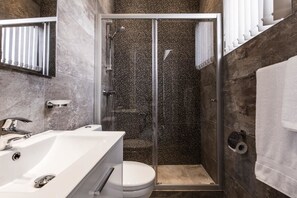 Apartment, Terrace | Bathroom