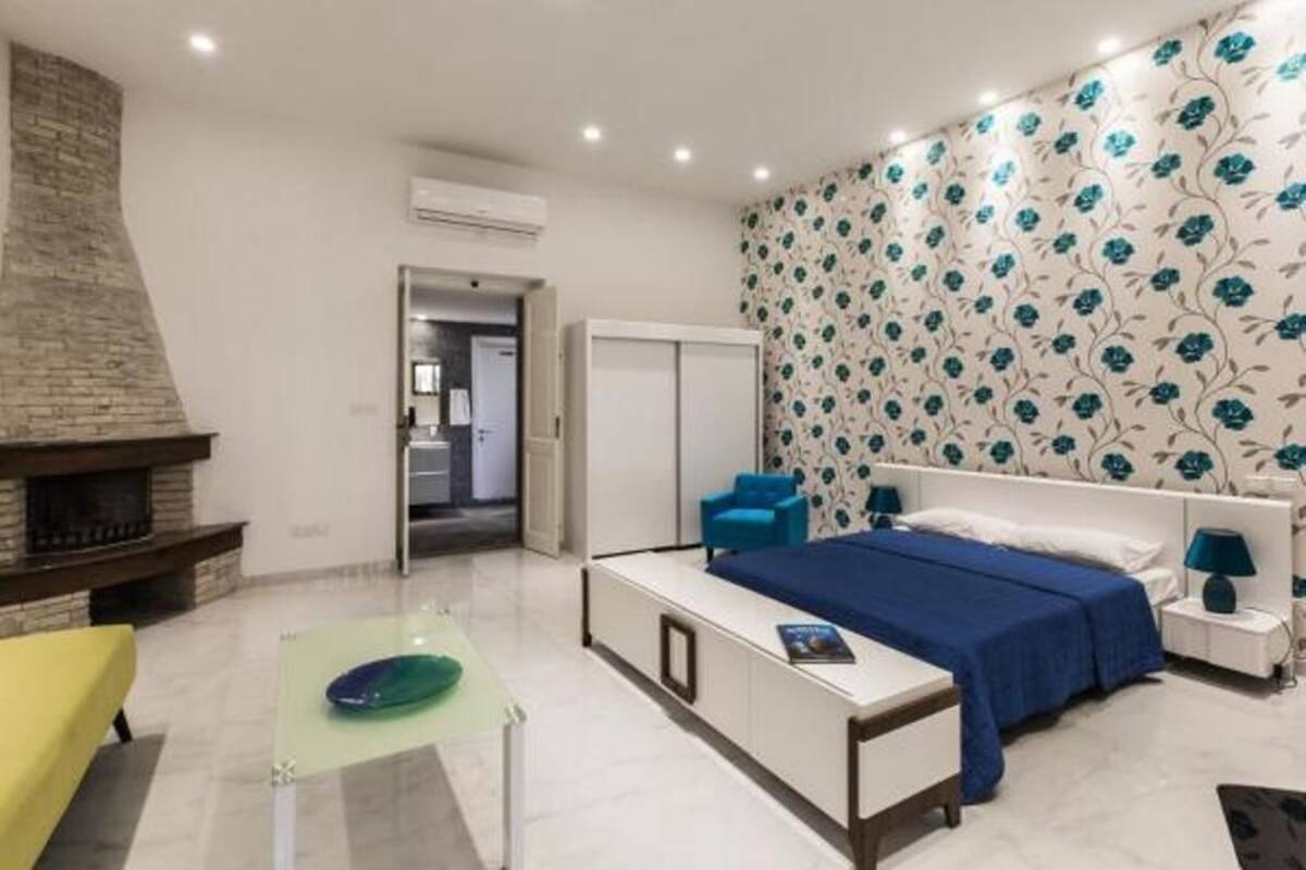 Deluxe Studio | Iron/ironing board, free WiFi, individually decorated