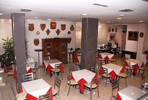 Restaurant - Hotel Villa de Cacabelos (Cacabelos)
