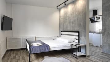 1 habitación, tabla de planchar con plancha, wifi gratis y ropa de cama