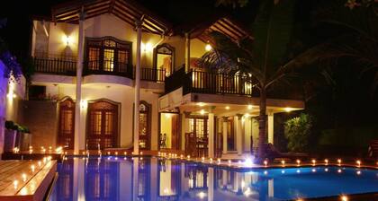 Sandul Villa