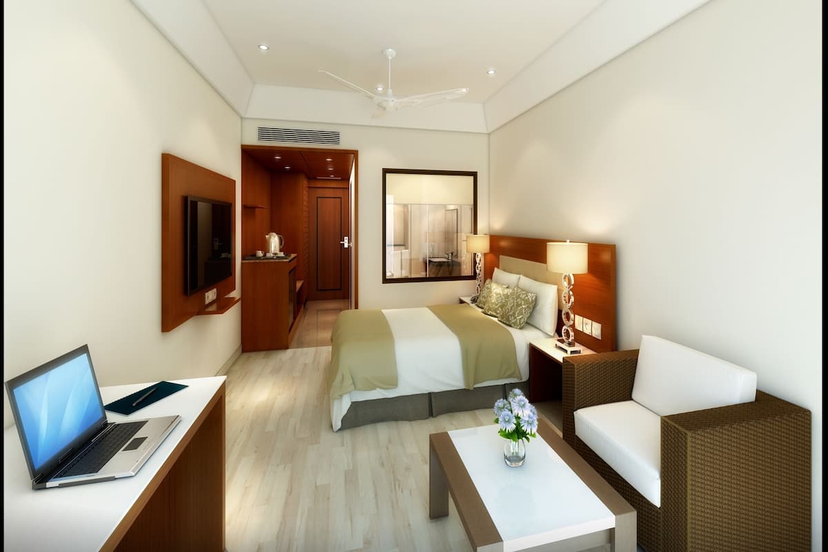 minibar, in-room safe, desk, laptop workspace