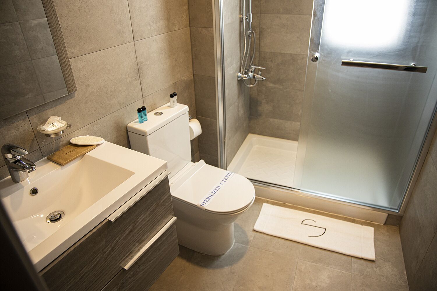 Photo - Jimmy's Suites