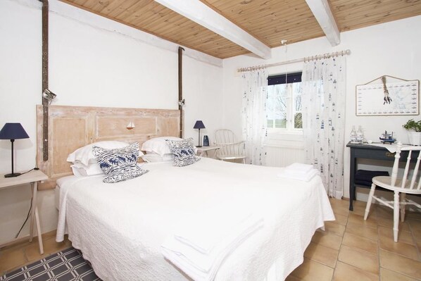 Iron/ironing board, cots/infant beds, free WiFi, bed sheets