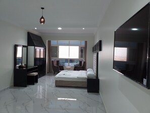 In-room safe, blackout drapes, iron/ironing board - Hyatt Salalah Hotel (Salalah)