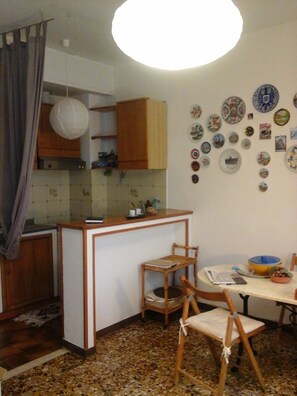 Dining - Naumachia's apartment (Taormina)