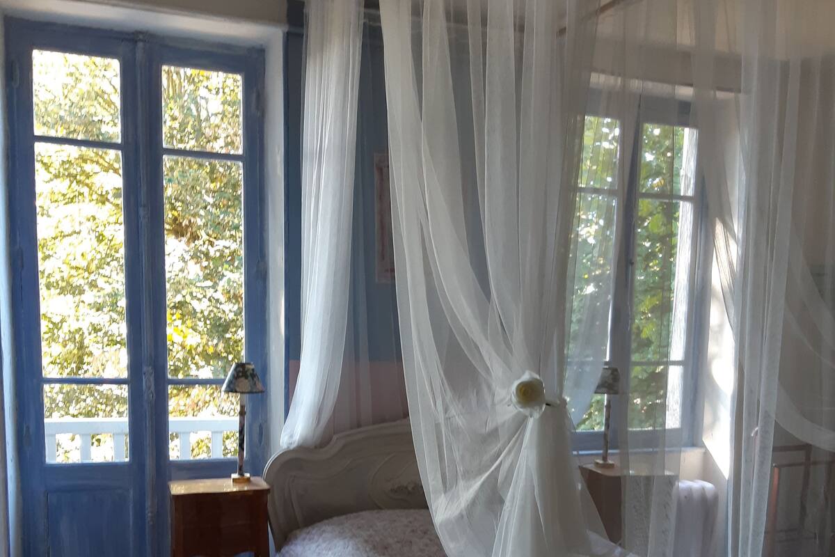 Suite | Wifi gratis y ropa de cama