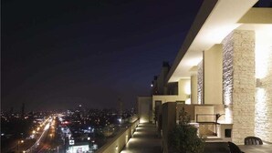 Terrace/patio - Majestic Studio Acquisition (Santiago)
