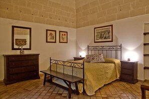 1 quarto, berço de viagem, Wi-Fi, roupa de cama