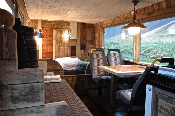 Standard Cabin, Shared Bathroom | Laptop workspace, blackout drapes, WiFi (free), individually decorated