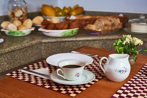 Ilmainen päivittäinen buffetaamiainen 