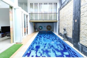 Outdoor pool - Donata House (Jimbaran)