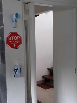 Property entrance - Donata House (Jimbaran)