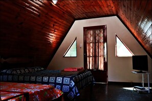 Chalet Exécutif, 2 chambres | Minibar, bureau, Wi-Fi gratuit, draps fournis