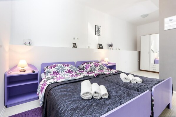 1 quarto, ferros/tábuas de passar roupa, Wi-Fi, roupa de cama