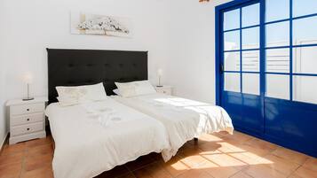 2 camere, ferro/asse da stiro, Wi-Fi gratuito, lenzuola