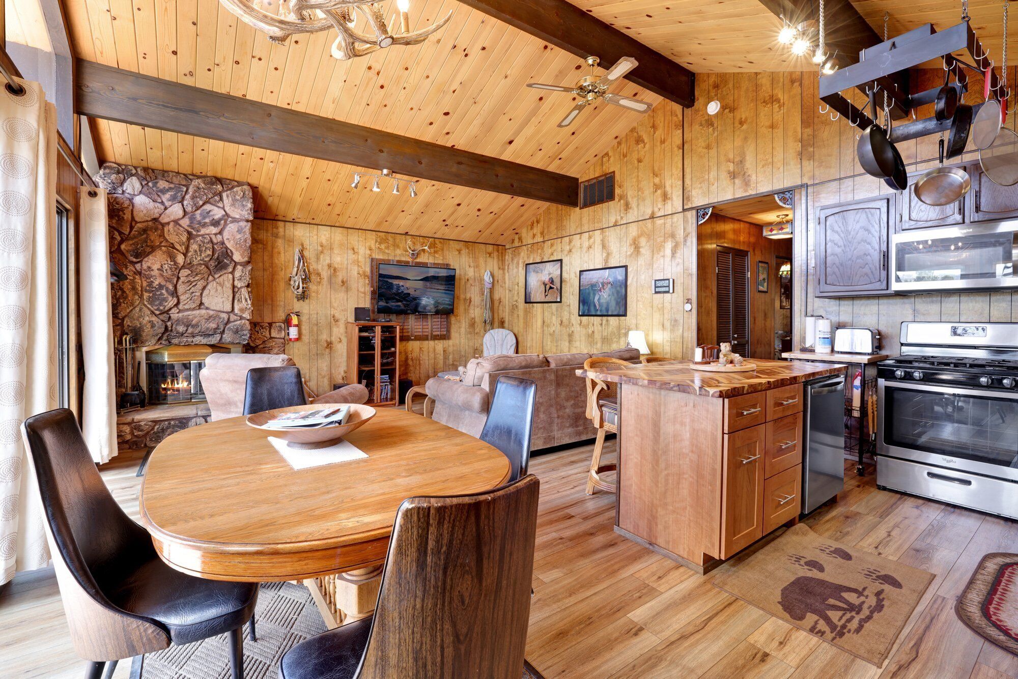 House, Multiple Beds, Patio, Mountain View (1685) | Private kitchen | Coffee/tea maker