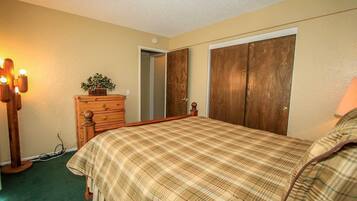 2 habitaciones, decoración personalizada y muebles diferentes