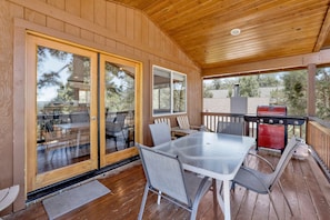 House, Multiple Beds, Patio, Partial Sea View (1475) | Outdoor dining