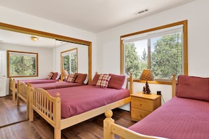 Ferienhaus, Mehrere Betten, Terrasse, eingeschränkter Meerblick (1475) | 3 Schlafzimmer, individuell dekoriert, individuell eingerichtet