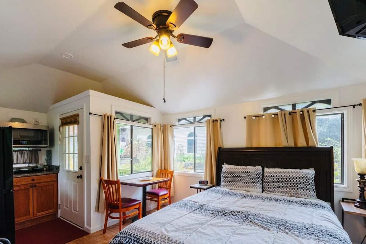 5. The Creekside Room | Décoration personnalisée, ameublement personnalisé, bureau