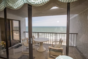 Apartment, 2 Schlafzimmer | Balkon