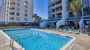 Condo, 3 chambres | Piscine | Piscine extérieure