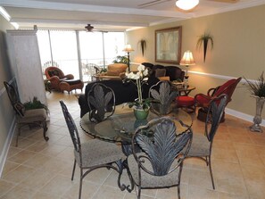 Living room - Brigadune #14a Ocean Front (Myrtle Beach)
