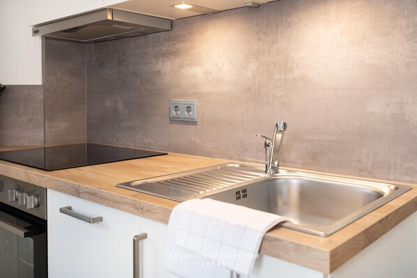 Unclassified image, 1 of 9, button