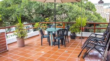 Superior Double Room, 1 Bedroom, Garden View, Tower | Terrace/patio