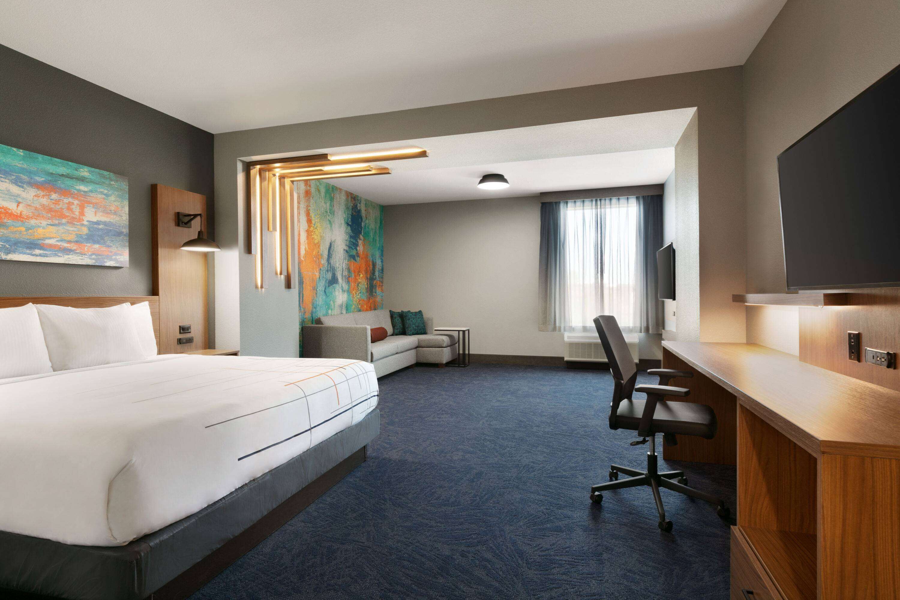 desk, blackout curtains, free wifi, bed sheets