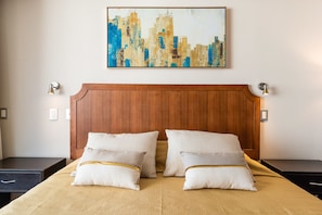 2 bedrooms, individually decorated, individually furnished - Kennedy Gold (Santiago)