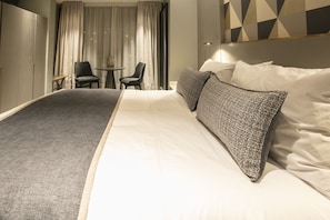 Hochwertige Bettwaren, Daunenbettdecken, Select-Comfort-Betten