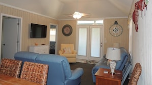 Condo, 3 Bedrooms - Guest Cottage #28 (Myrtle Beach)