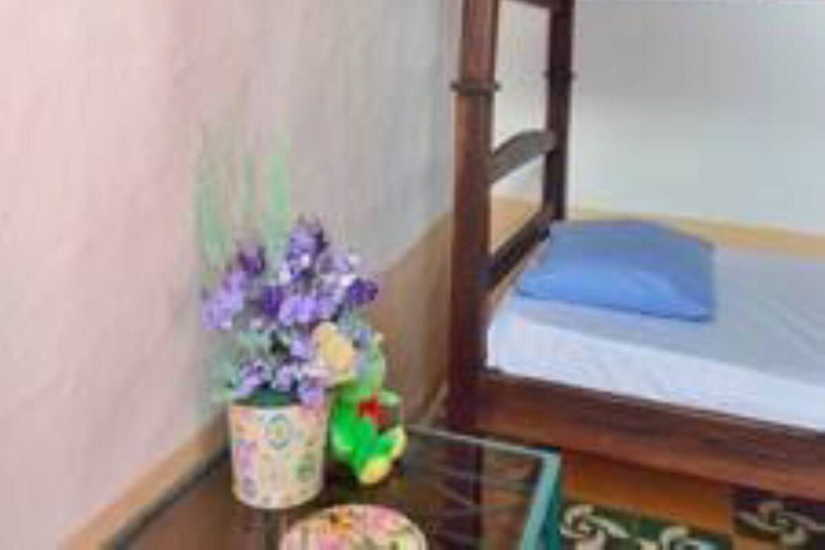 ห้องพักสำหรับสี่ท่าน | Wi-Fi ฟรี, ผ้าปูที่นอน